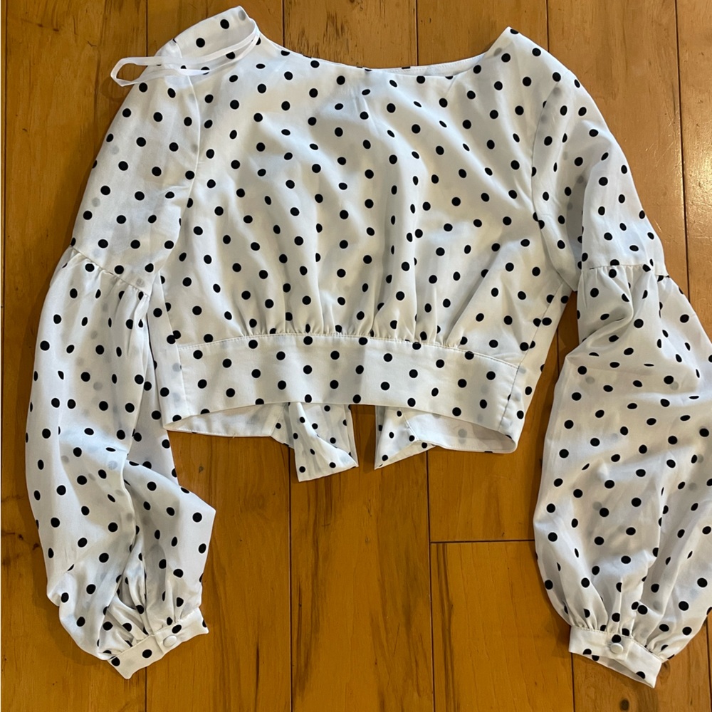 Superdown Yasmin tie back crop top